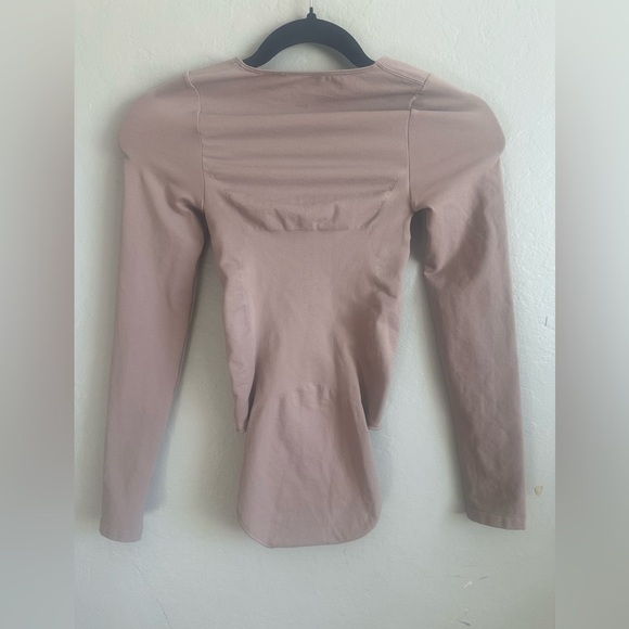 Yitty Long Sleeve ShapeWear Bodysuit Size M/L - Picture 2 of 4